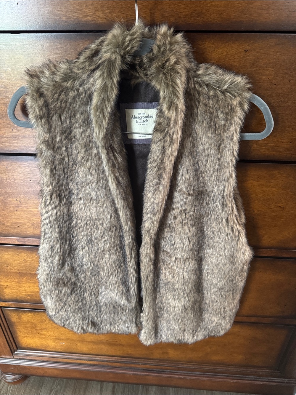 Abercrombie & Fitch fur vest